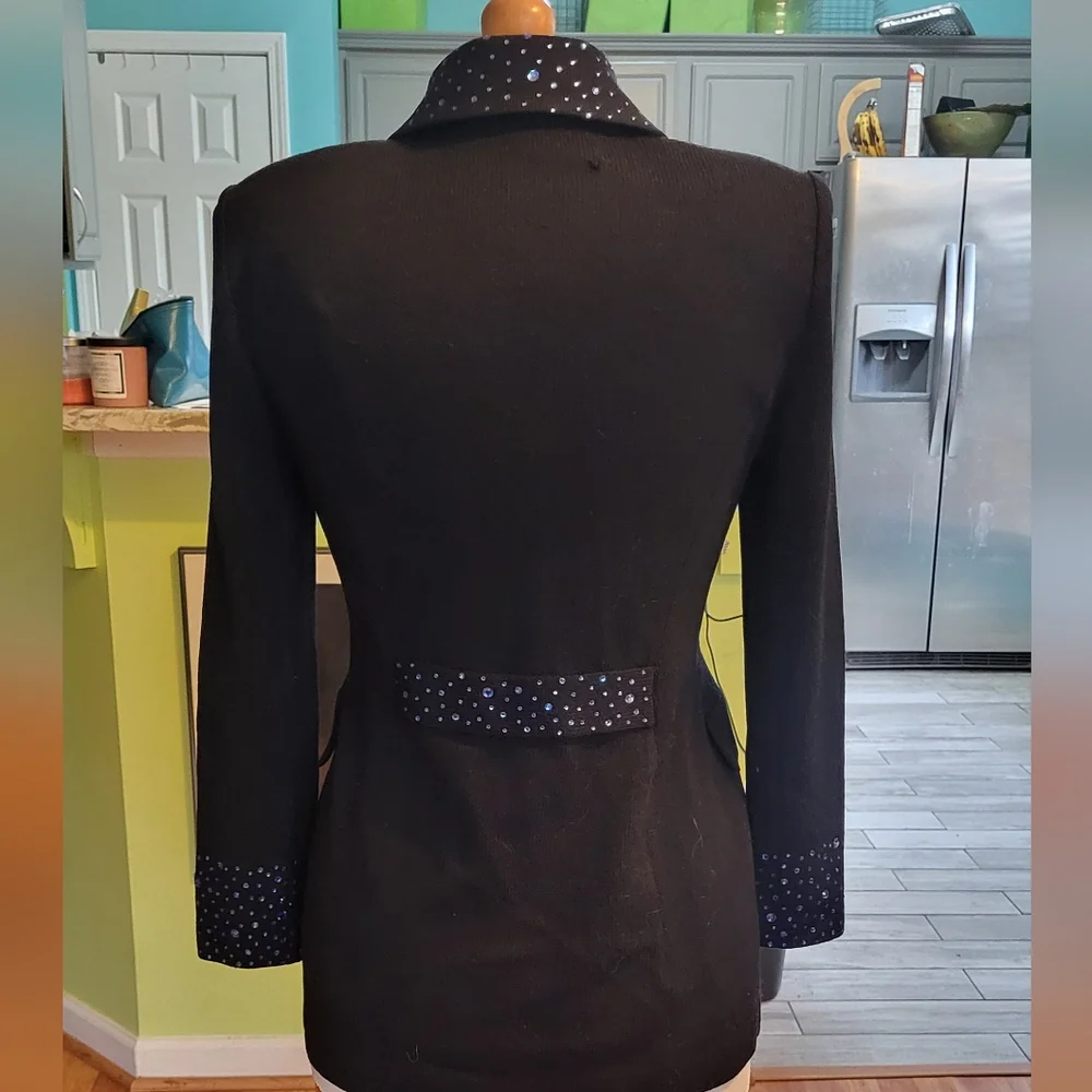 Elegant St. John by Marie Gray Evening Jacket - Picture 4 of 7